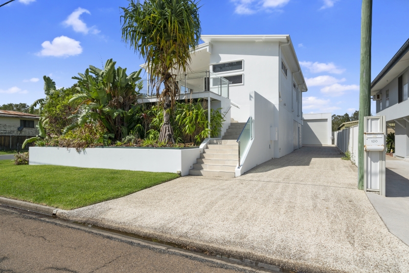 120 Esplanade, TOORBUL QLD 4510