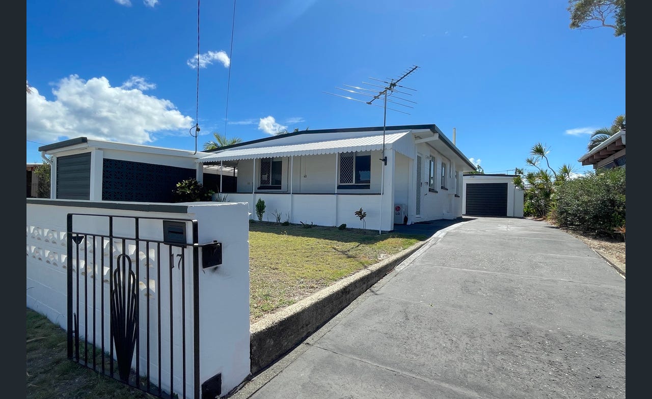 17 Miramar Street, BONGAREE QLD 4507