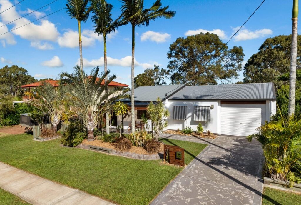 20 Delisser Avenue, TOORBUL QLD 4510, Toorbul - Thumbnail 3