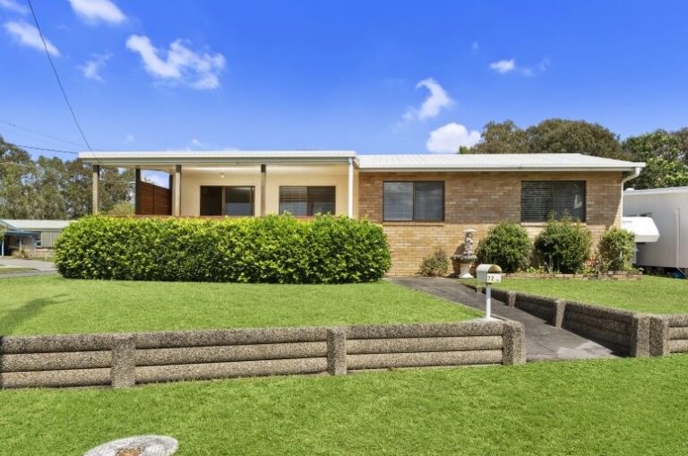 72 ESPLANADE, TOORBUL QLD 4510, Toorbul - Thumbnail 4