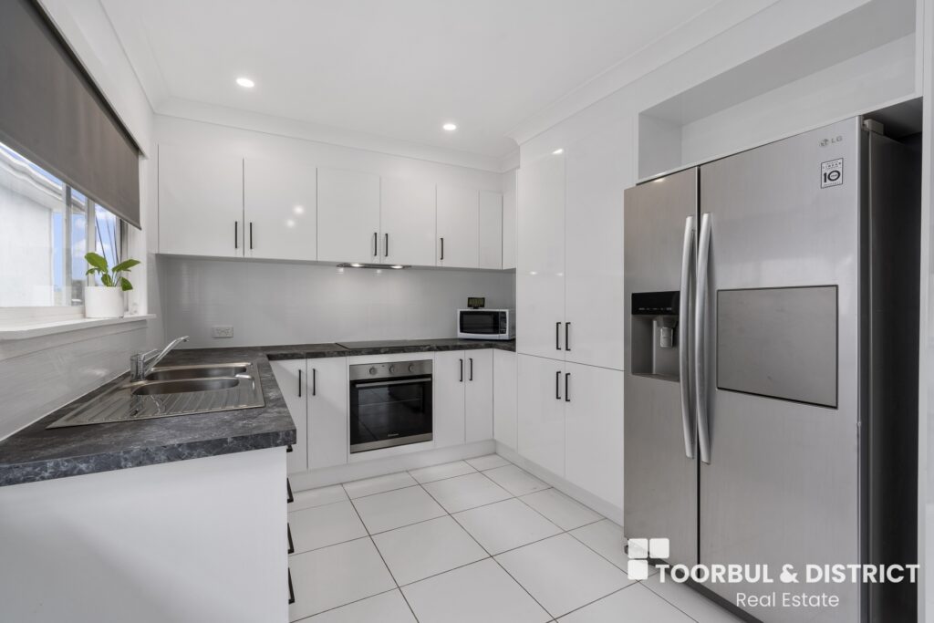 3 Gertrude Street, Redcliffe QLD 4020, Redcliffe - Thumbnail 3
